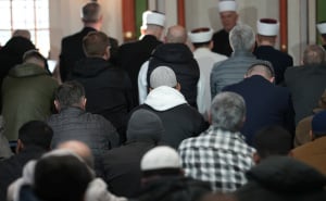 Foto: Dejan Rakita / Pixsell / Bajram-namaz u Banjoj Luci
