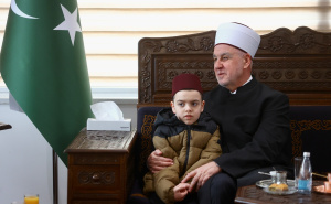 Foto: Dž.K. / Radiosarajevo.ba / Tradicionalno čestitanje kod reisa