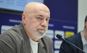 Foto: N. G. / Radiosarajevo.ba / Sergej Barbarez na konferenciji za medije