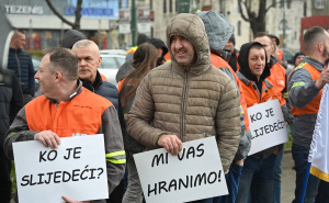 Foto: N. G. / Radiosarajevo.ba / Protest radnika Nove željezare Zenica