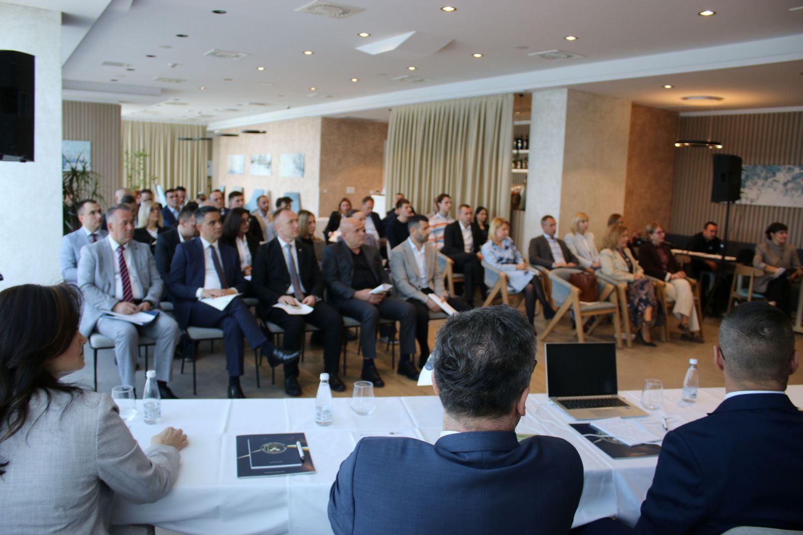 Prezenatcija u Neumu