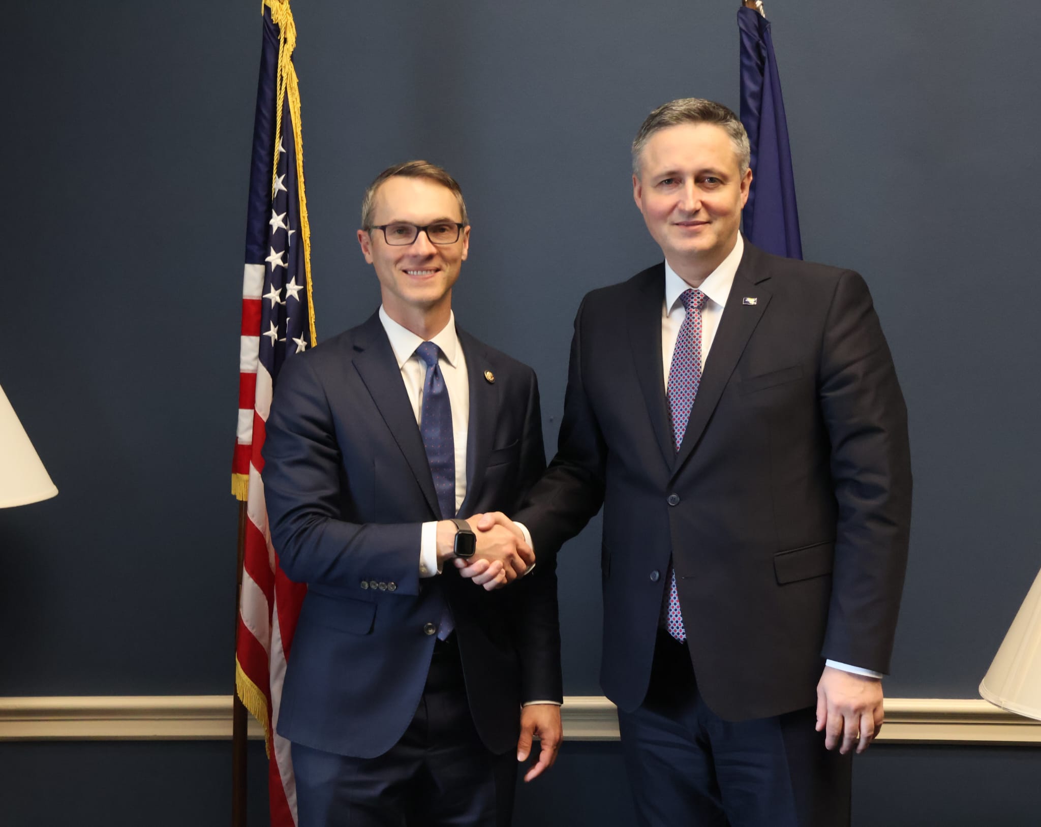 Bećirović sa Jamesom Walkinshawom