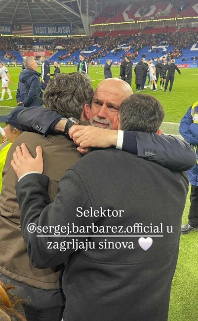 Sergej Barbarez sa sinovima