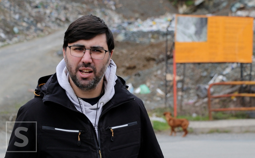 Damir Bećirbašić ispred deponije Duboki potok