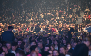 Foto: N. G. / Radiosarajevo.ba / Publika u Zetri, drugi Čolin koncert