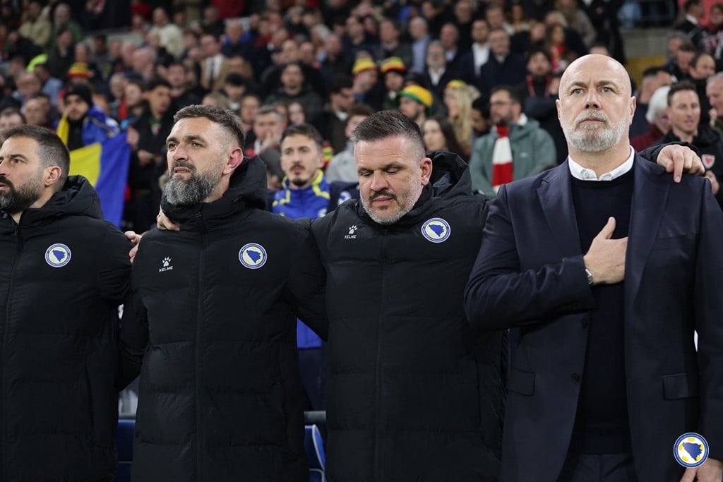 Sergej Barbarez sa stručnim štabom