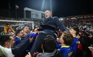 Foto: Dž. K. / Radiosarajevo.ba / Barbarez na rukama igrača