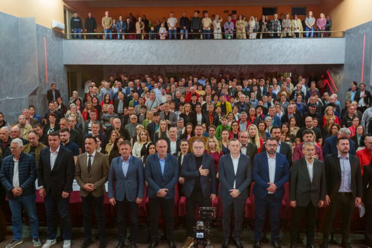 Tribina u Srebreniku