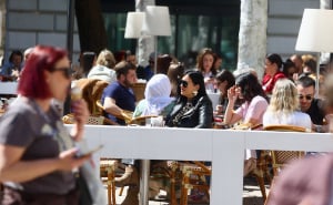 Foto: Dž. K. / Radiosarajevo.ba / Sunce izmamilo građane Sarajeva