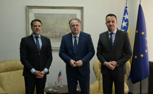 Foto: Vlada FBiH / Nikšić,Volz, Lakić i predstavnici Ambasada SAD na sastanku
