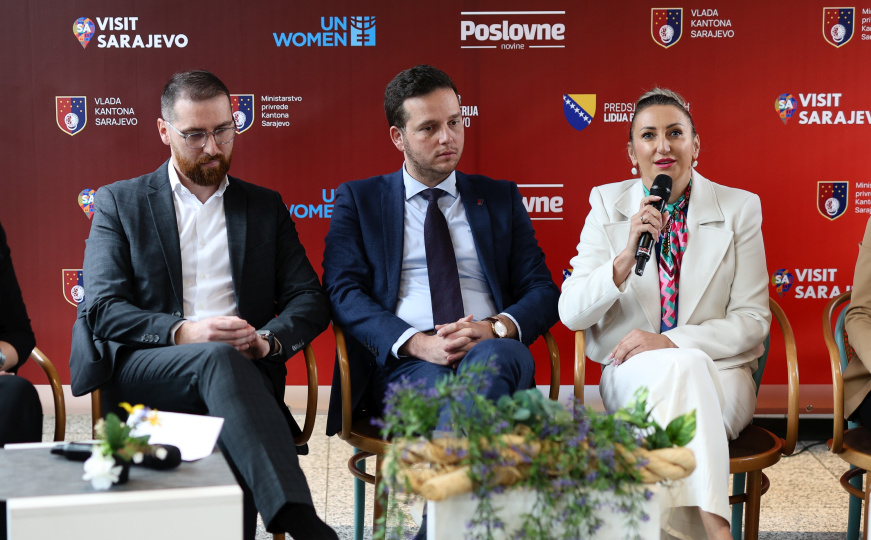 WOMEN 100 Impact Night i EXPO