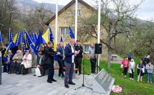 Foto: Centar za nenasilnu akciju / Ratni veterani iz regiona na komemoraciji