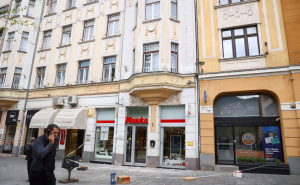 Foto: Dž.K. / Radiosarajevo.ba / Obrušena fasada u Centru Sarajeva