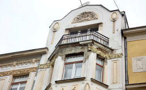 Foto: Dž.K. / Radiosarajevo.ba / Obrušena fasada u centru Sarajeva