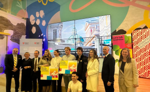 Foto: Radiosarajevo / Dominic Weiss (treći s lijeve strane)