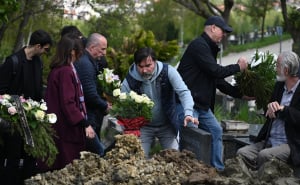 Foto: N. G. / Radiosarajevo.ba / Sahrana sarajevskom anđelu i heroju