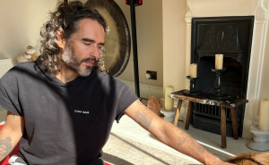 Foto: Facebook / Russel Brand