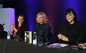 Foto: N. G. / Radiosarajevo.ba / Predstavljena knjiga "Miss opkoljenog Sarajeva" Inele Nogić