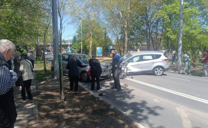 Foto: Facebook / Nesreća u Alipašioj ulici, saobraćaj obustavljen