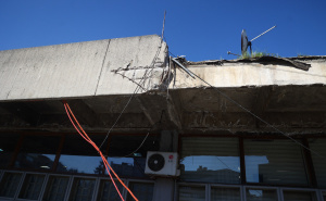 Foto: Dž. K. / Radiosarajevo.ba / Skenderija, urušio se dio krova