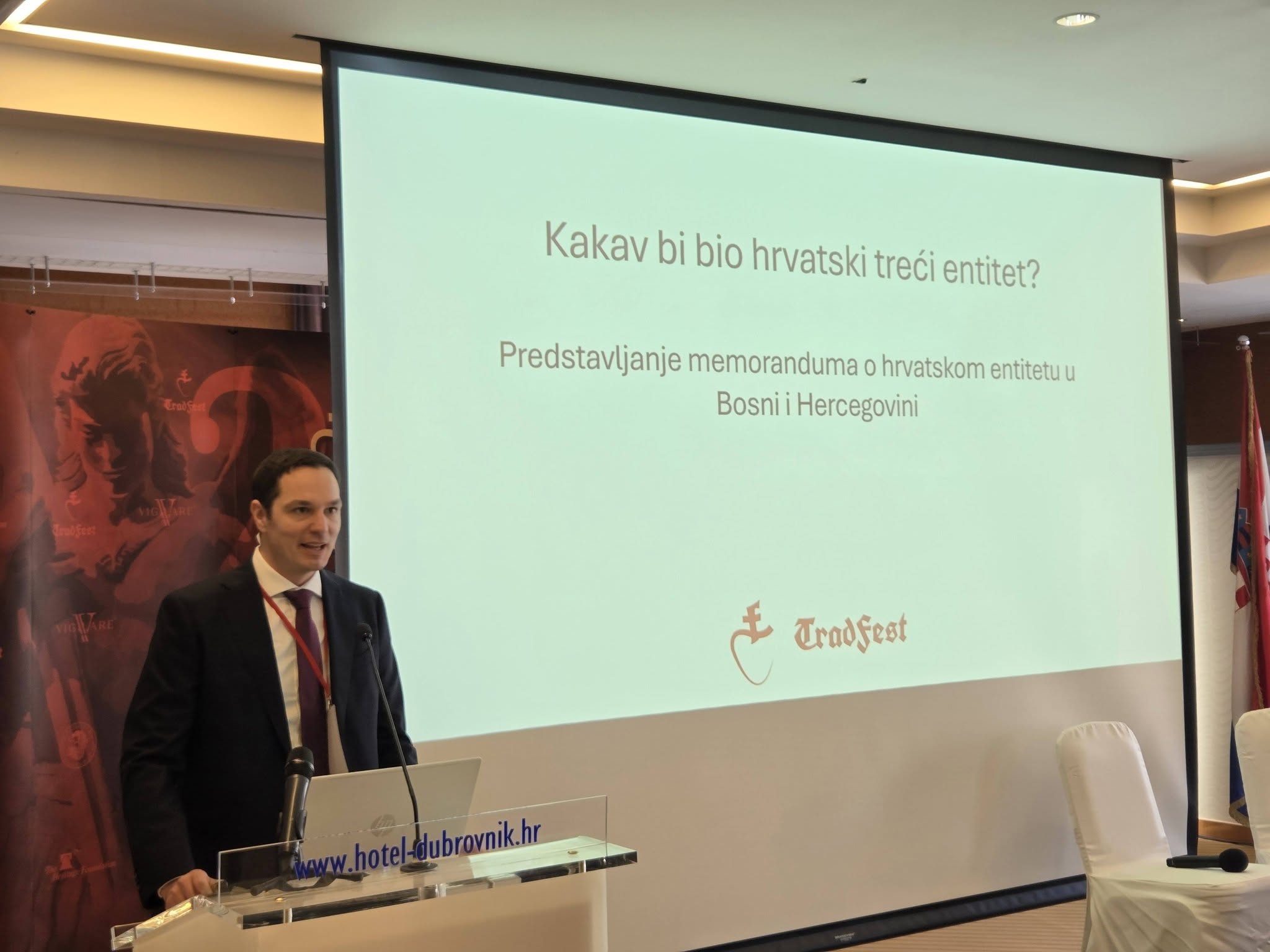 Sa skandaloznog skupa u Zagrebu