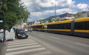 Foto: Radiosarajevo / Šlepanje tramvaja