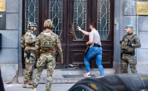 Foto: Dž. K. / Radiosarajevo.ba / Privođenje osumnjičenog za femicid