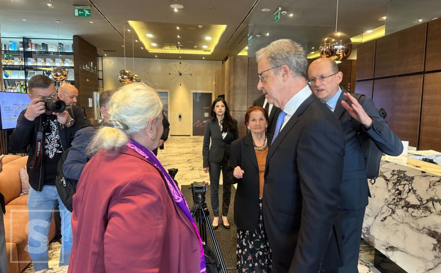 Brammertz sa Majkama Srebrenice