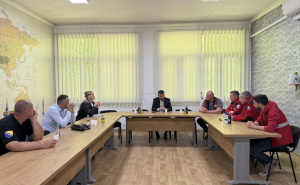 Foto: Ministarstvo za ljudska prava i izbjeglice BiH / Sevlid Hurtić posjetio Privremeni prihvatni centar Blažuj