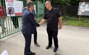 Foto: Ministarstvo za ljudska prava i izbjeglice BiH / Sevlid Hurtić posjetio Privremeni prihvatni centar Blažuj