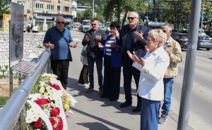Foto: Vlada KS / Polaganje cvijeća
