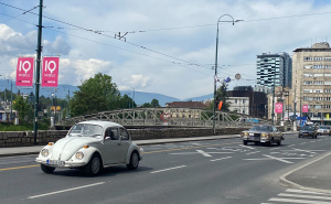 FOTO: Radiosarajevo.ba / Oldtimer automobili opet na ulicama Sarajeva