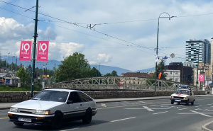 FOTO: Radiosarajevo.ba / Oldtimer automobili opet na ulicama Sarajeva