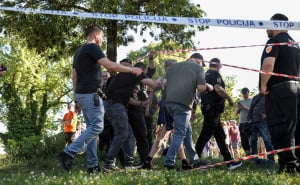 Foto: Pixsell / Hapšenje na Trnjanskim kresovima