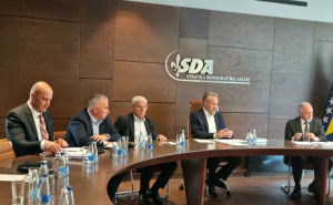Foto: SDA / Sastanak Predsjedništva stranke