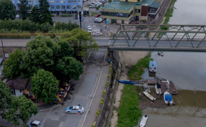 Foto: Pixsell / Urušio se most na graničnom prijelazu Gradiška
