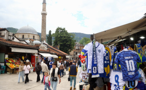 Foto: Dž. K. / Radiosarajevo.ba / Baščaršija uoči Svjetskog prvenstva