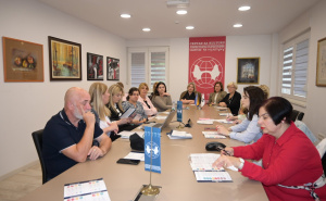 Foto: igm-mostar / nicijativa građankina Mostar (IGM) predstavila Hodogram za prijavljivanje nasilja u porodici u HNK
