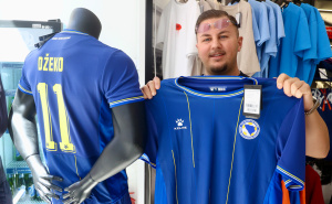 Foto: Dž. K. / Radiosarajevo.ba / Prodaja novih dresova reprezentacije BiH