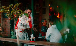 Foto: Ustupljene fotografije / Kadrovi iz filma "Moj komšija Elvis"