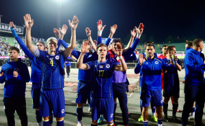 Foto: Dž.K. / Radiosarajevo.ba / Zmajevi pozdravili navijače za kraj