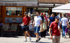 Foto: Dž. K. / Radiosarajevo.ba / Brojni turisti na ulicama Sarajeva