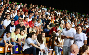 Foto: Dž.K. / Radiosarajevo.ba / Tribine u Zetri