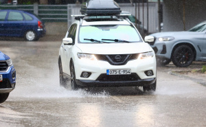 Foto: Dž. K. / Radiosarajevo.ba / Kiša u Sarajevu
