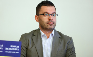 Foto: Dž.K. / Radiosarajevo.ba / Panel Jedna historija, jedna istina, jedna BiH