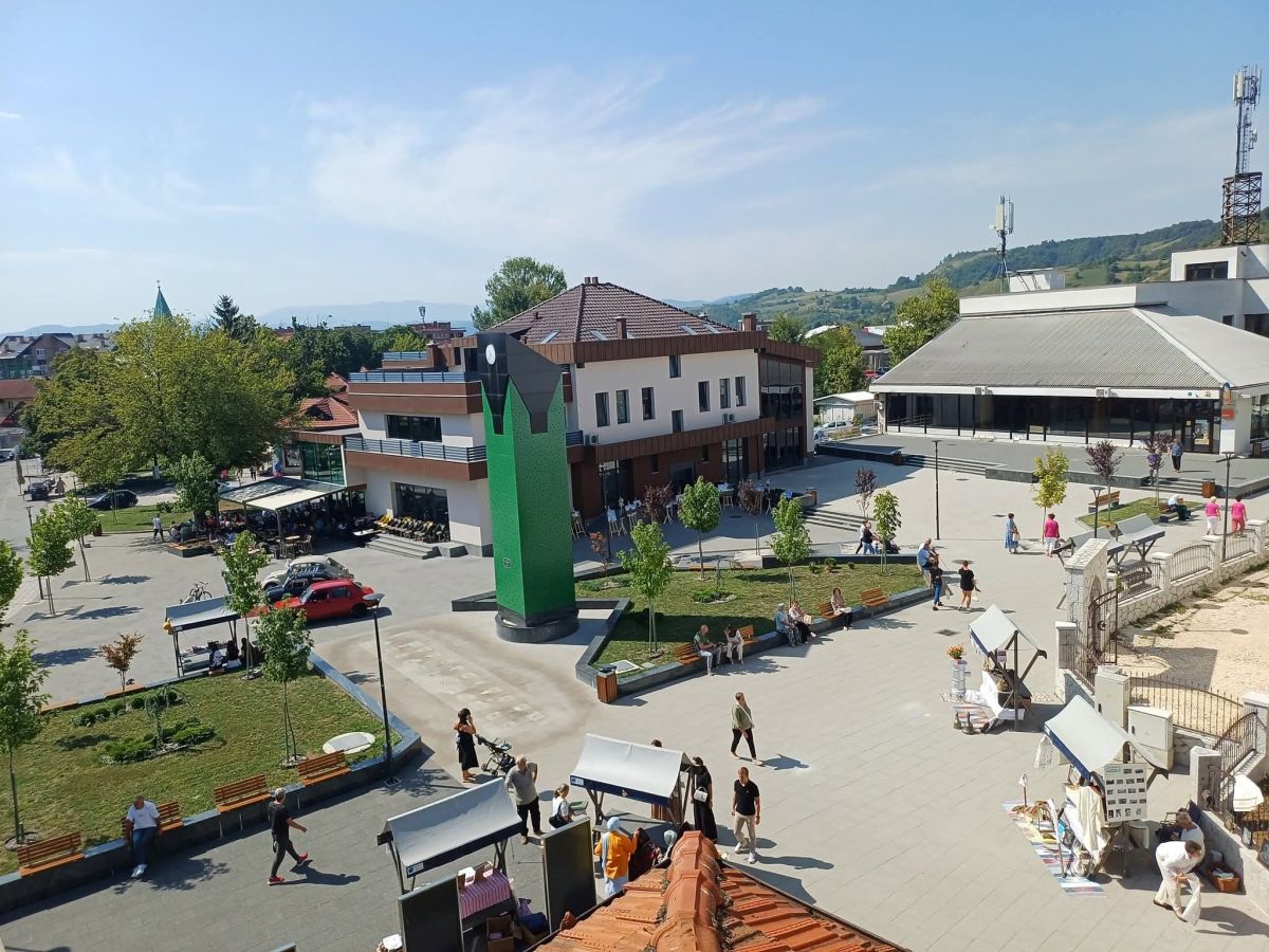 Trg Rudara u Brezi (Facebook @ Life in Breza)