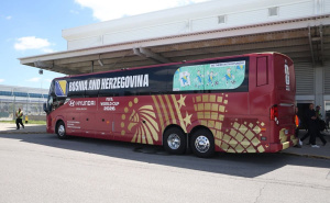 Foto: NFSBiH / Autobus reprezentacije BiH na FIFA Svjetskom prvenstvu 2026