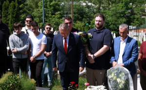 Foto: Ustupljene fotografije / Obilježavanje 34. godišnjice pogibije Vinka Šamarlića