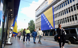 Foto: Dž.K. / Radiosarajevo.ba / Zastava BiH u Titovoj