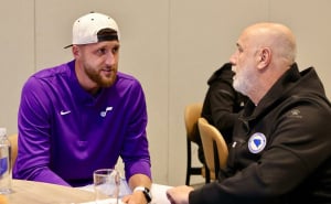 Foto: Nogometni savez BiH / Jusuf Nurkić u posjeti Zmajevi